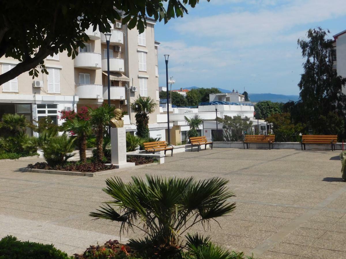 Studio Apartman Old Town Novi Vinodolski Bagian luar foto